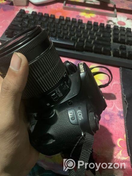 Canon Eos 77d