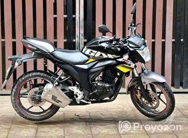 Suzuki Gixxer Monotone Dubble Disk 2016