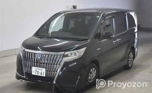 Toyota Esquire Pre Order 2020