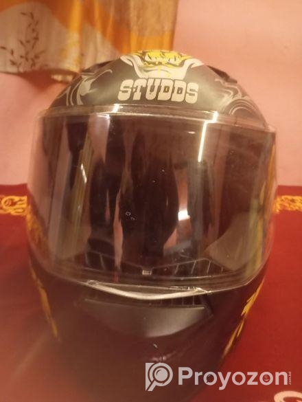 Studds Trooper Helmet