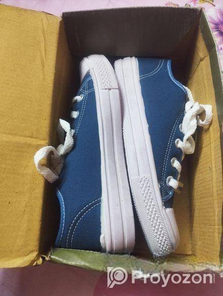 Sneakers Sale Size 39