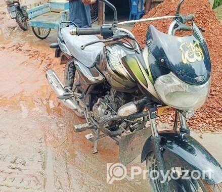 Bajaj Discover 100 . 2022