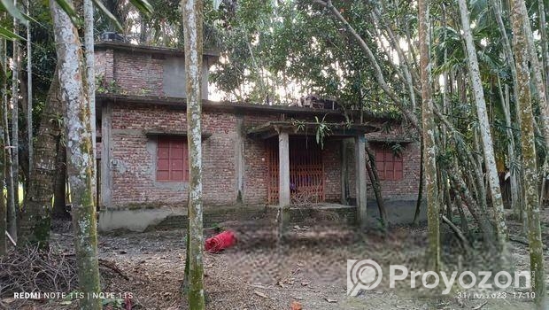৬ কাঠা জমি উপর এক তালা ঘর সহ বিক্রয় করবো