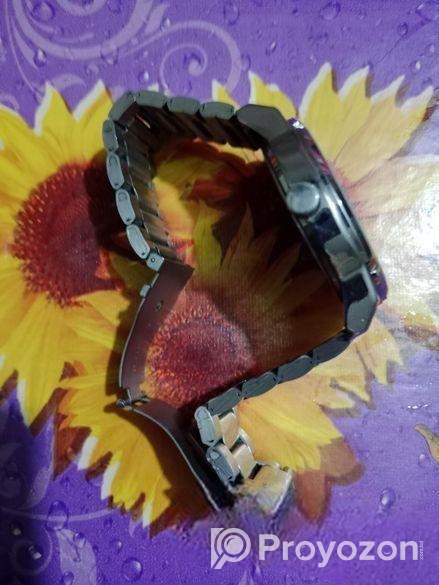 ঘড়িটি বিক্রি করা হবে