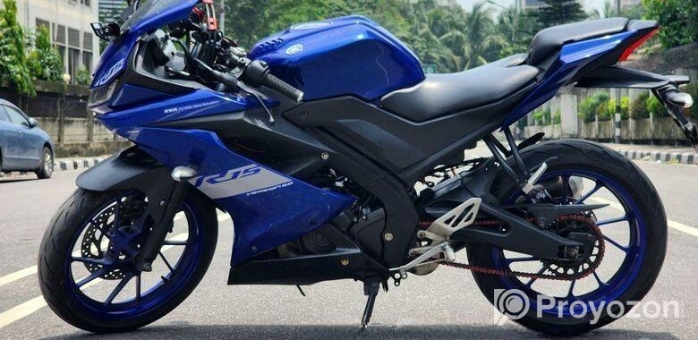 Yamaha R15 2021