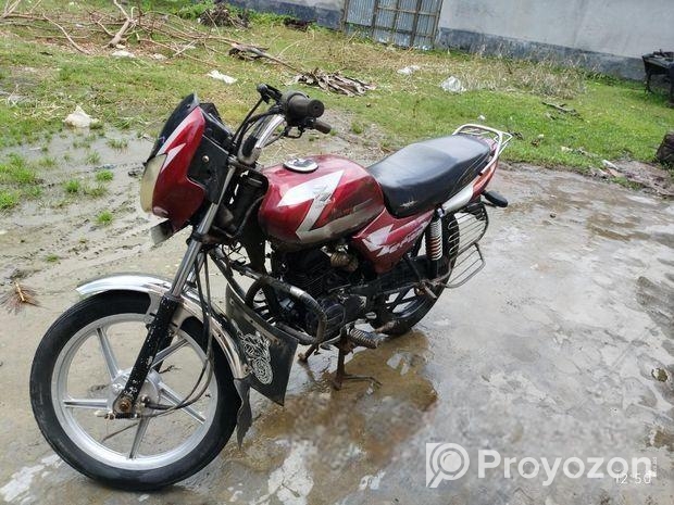 Bajaj CT 100 2016