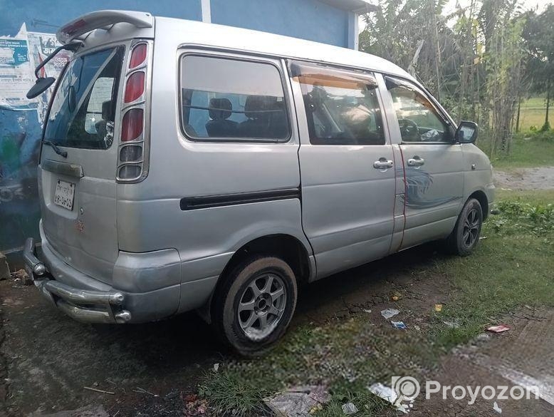 Toyota Noah ফ্রেশ কন্ডিশন 1997