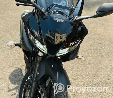 Yamaha R15 Dark night 2024