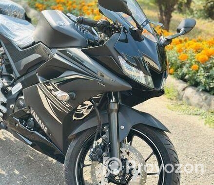 Yamaha R15 Dark night 2024