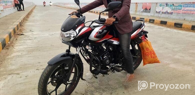 Bajaj Discover 125 . 2023