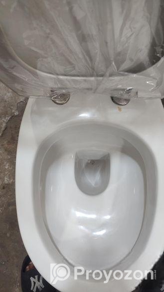 পুরাতন কমোড