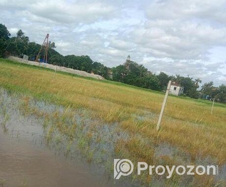 একটি জমি বিক্রয় করা হবে