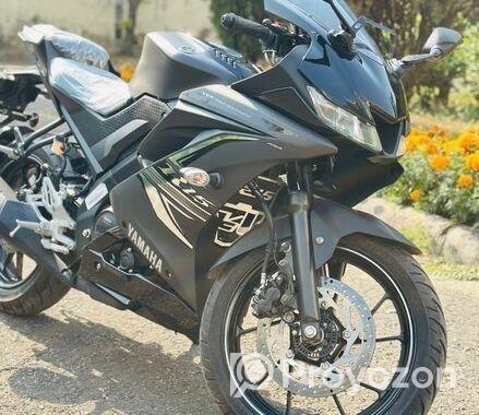 Yamaha R15 Dark night 2024