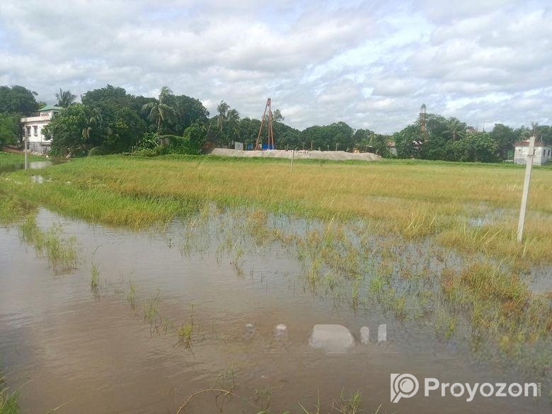 একটি জমি বিক্রয় করা হবে