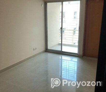 1390 sft_East-Facing_3 Bed Apartment For Sale @ Ut