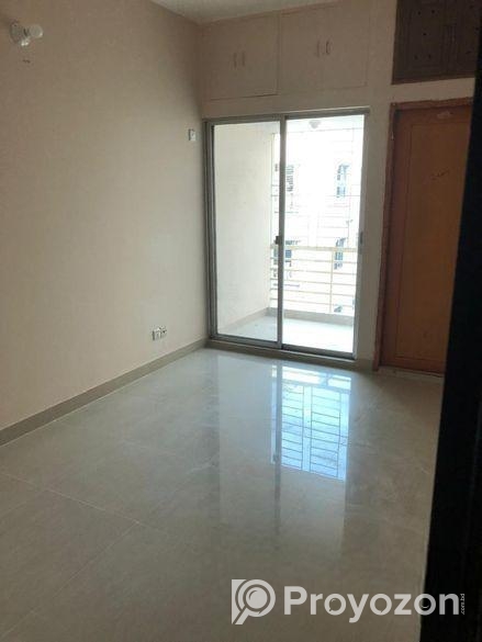 1390 sft_East-Facing_3 Bed Apartment For Sale @ Ut