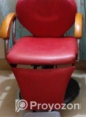 পার্লারের সামগ্রী বিক্রয় করা হবে