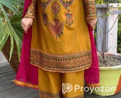 Sequence Embroidery Three Piece