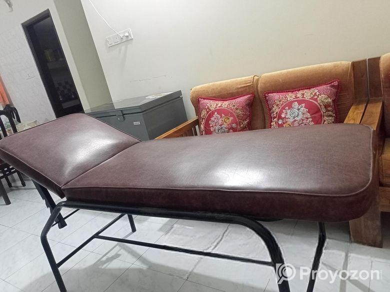 মেডিকেল চেম্বারের জন্য বেড (examination Bed)