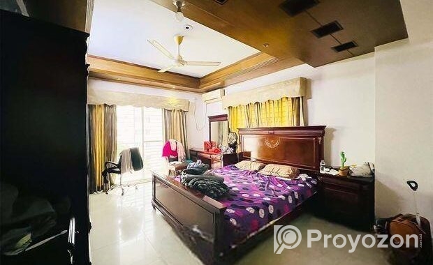 2220 Sqft Apartment For Sale in Bashundhara I Bloc
