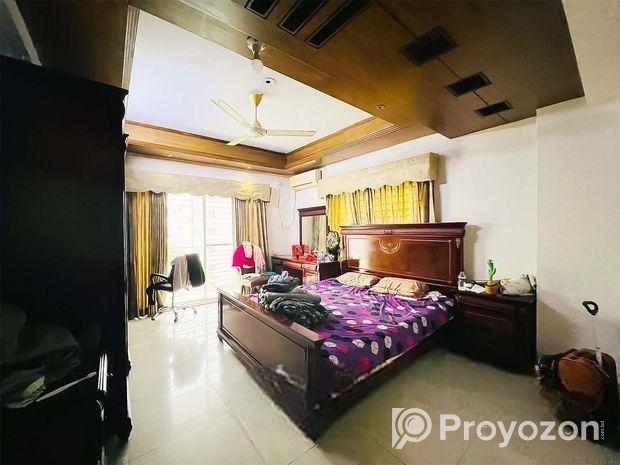 2220 Sqft Apartment For Sale in Bashundhara I Bloc