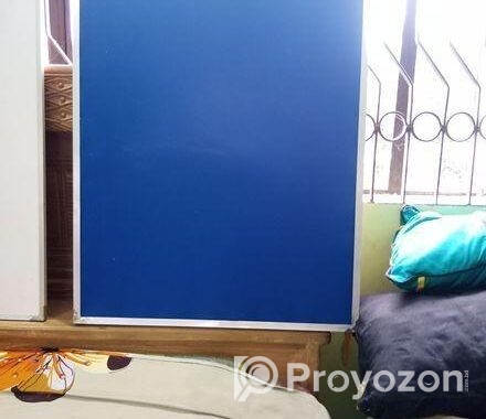 2pis White Board,one Office Notice Boarfd