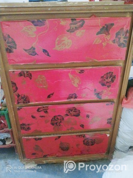 ওয়ারড্রবটি জরুরি বিক্রি হবে