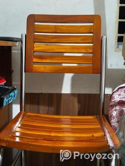 ভালো মানের চেয়ার