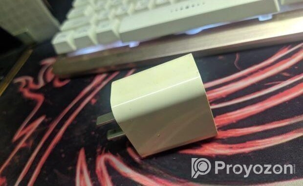 Apple Adapter 20 Watt