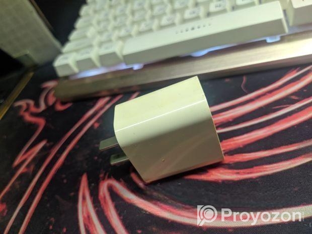 Apple Adapter 20 Watt