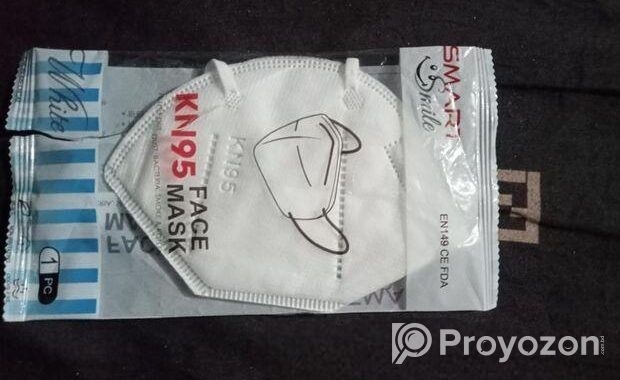 KN95 Face Mask