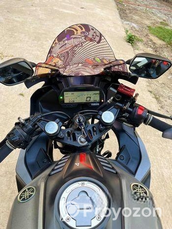 Yamaha R15 V3 2021