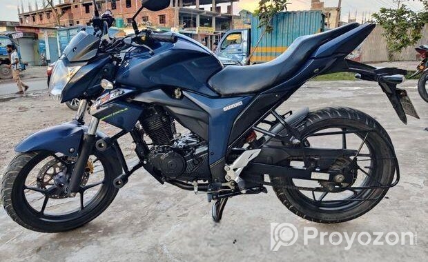 Suzuki Gixxer সুপার ফ্রেস 2023