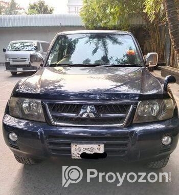 Mitsubishi Pajero V73 2004