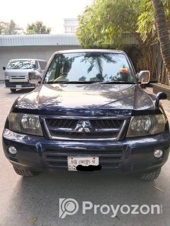 Mitsubishi Pajero V73 2004