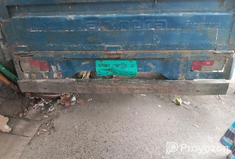 Mahindra Maxximo mini-truck 2018