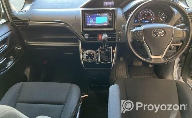 Toyota Esquire Pre Order 2020