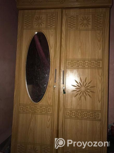 পারটেক্স এর আলমারি