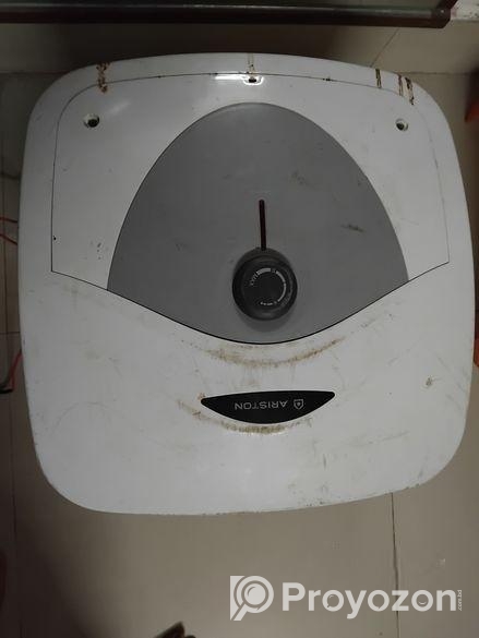 একটি গিজার বিক্রি হবে