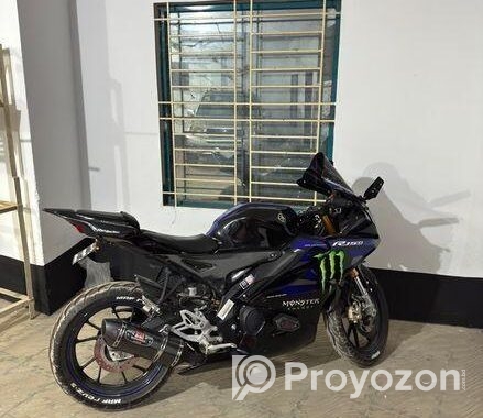 Yamaha R15M BS7 Monster Energy 2023