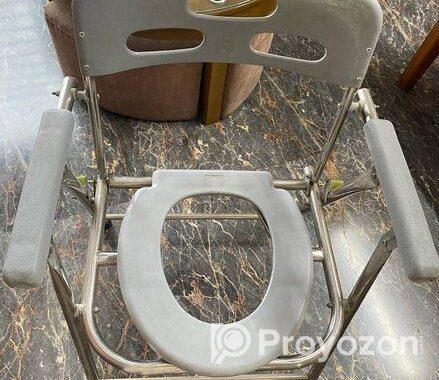 Movable Commod