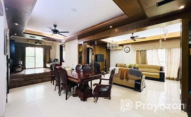 2220 Sqft Apartment For Sale in Bashundhara I Bloc