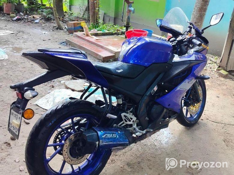 Yamaha R15 v3 2020