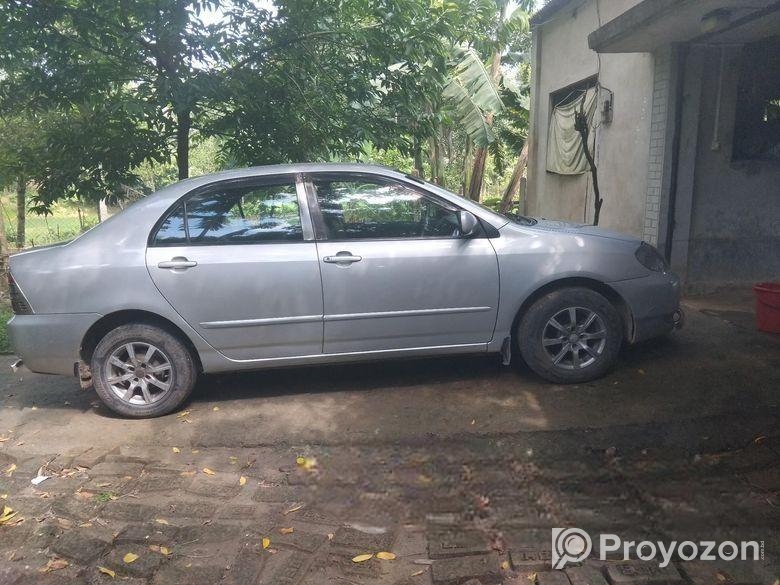 Toyota Corolla . 2003