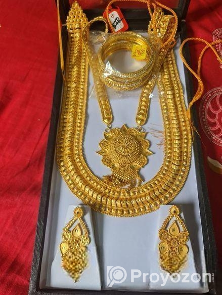 নেকলেস টি বিক্রি করা হবে