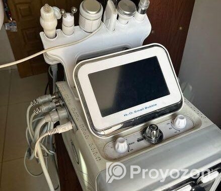 Hydra facial Machine