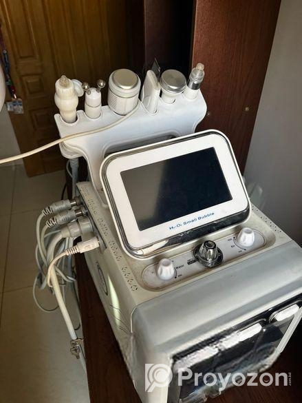 Hydra facial Machine