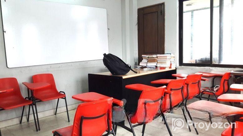 Class room slot rent in Lalmatia (Coaching Centre)