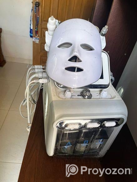 Hydra facial Machine