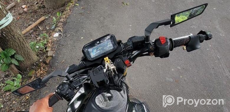 Bike Looking Glass